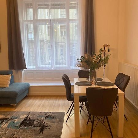 Blue Danube Apartment Downtown With Free Parking 부다페스트 외부 사진